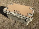 SeaDek　リガーハードクーラー　65L