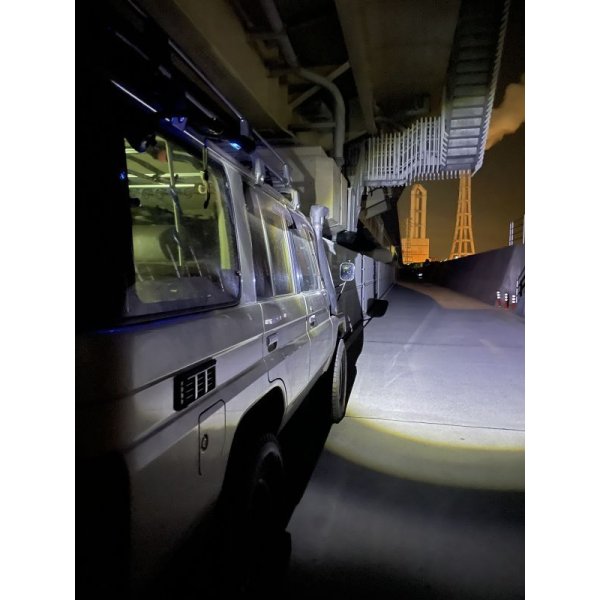 画像2: LEDライト?シーサッカー?ナイトライト?Heavy-Duty Flashlight Mount (2)